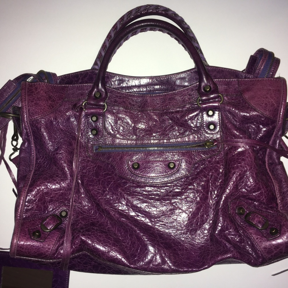 MORE PICS!! Balenciaga Chèvre Classic City Violet